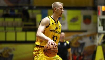 Близнюк продолжит карьеру в Будивельнике - sportarena.com - Украина - Киев