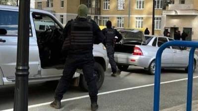 Валерий Горелых - В Екатеринбурге задержали мужчину с муляжом гранаты - iz.ru - Израиль - Екатеринбург - Свердловская обл.