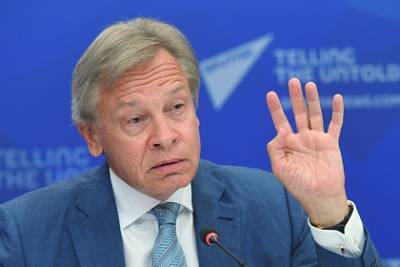 Алексей Пушков - Алексей Данилов - В России оценили предложение секретаря СНБО Украины «избавиться от кириллицы» - lenta.ru - Россия - Украина