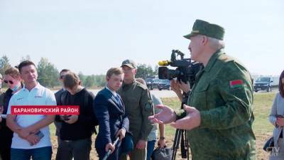 Александр Лукашенко - Лукашенко заявил о намерении поставить российские С-400 на границе с Украиной - rf-smi.ru - Россия - Украина - Белоруссия