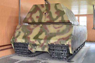 Адольф Гитлер - Немецкий танк Maus и советская лопата-миномёт попали в список худшего оружия Второй мировой войны - actualnews.org