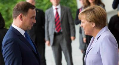 Ангела Меркель - Анджей Дуда - Матеуш Моравецкий - Die Welt: отказ президента Польши встретиться с Меркель оскорбил канцлера - news-front.info - Германия - Польша - Варшава