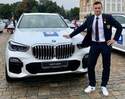 Тимур Сафин - Аделина Загидуллина - Победителям Олимпиады из Башкирии подарили новенькие BMW - newsland.com - Башкирия