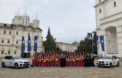 Призерам Олимпиады вручили 129 автомобилей BMW - autostat.ru - Москва - Россия - Токио