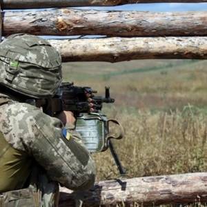 На Донбассе погиб украинский военный, еще трое бойцов ранены - reporter-ua.com - Украина - Нью-Йорк - населенный пункт Верхнеторецкое - Донбасс