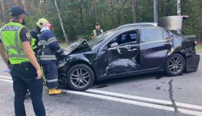 В Киеве в масштабном ДТП столкнулись 9 автомобилей - lenta.ua - Украина - Киев - Бердянск