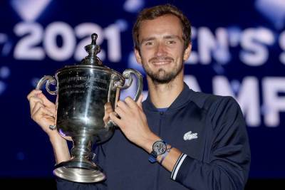 Даниил Медведев - Новак Джокович - Медведев выиграл US Open, он разгромил Джоковича в финале - sport.bigmir.net - США