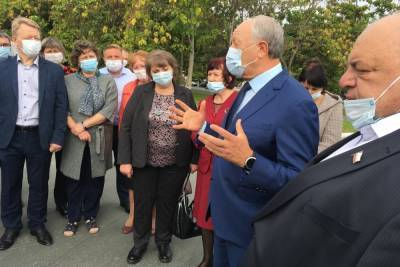 Валерий Радаев - Саратовскому губернатору хором пожелали не болеть - saratov.mk.ru - Саратовская обл. - Саратов
