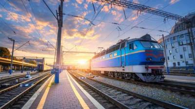 «Укрзализныця» отчиталась об убытках за первую половину 2021 года - news-front.info - Украина