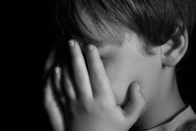 Женщину, которая не кормила своих детей и держала их на цепи, арестовали в Петербурге - spb.mk.ru - Санкт-Петербург