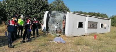 В Турции перевернулся автобус с украинскими туристами: водитель погиб, 35 травмированы - w-n.com.ua - Турция