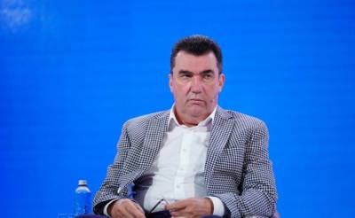 Алексей Данилов - Данилов решил перейти на латиницу и сделал три ошибки в одном предложении - sharij.net - Украина
