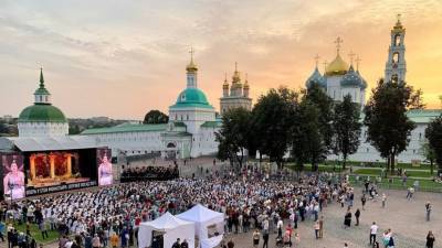 Свыше 600 тысяч туристов посетили округ Сергиев Посад за лето - russian.rt.com - Московская обл. - Свердловская обл. - Зарайск