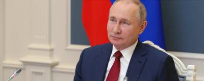 Владимир Путин - Дмитрий Песков - Путин допускает свой уход на карантин из-за заражения ковидом людей из окружения - runews24.ru - Россия