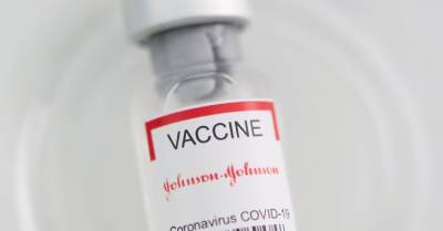 Даниэль Павлютс - Johnson&Johnson возобновила поставки вакцин - rus.delfi.lv - Латвия