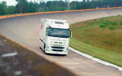 Установлен рекорд дальности поездки среди грузовиков - zr.ru