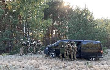 Бойцы СБУ провели учения возле границы с Беларусью - charter97.org - Украина - Белоруссия - Волынская обл.