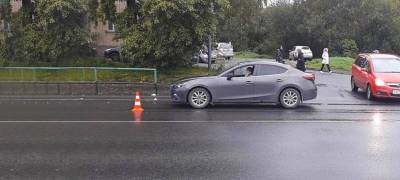 Пенсионерка в Петрозаводске шла по дороге и попала под машину - stolicaonego.ru - Петрозаводск