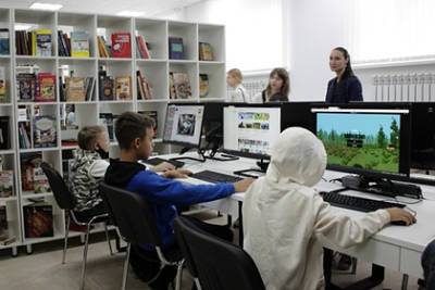 В Волжском открылась первая модельная библиотека - lenta.ru - Волжский - Волгоградская обл.