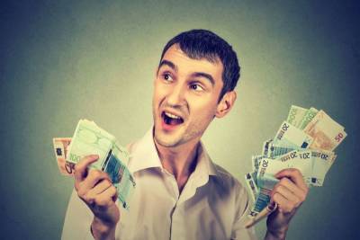 Петербуржец променял идеи политической партии на деньги от сдачи макулатуры - spb.mk.ru - Россия - Ленинградская обл. - Санкт-Петербург - р-н. Московский