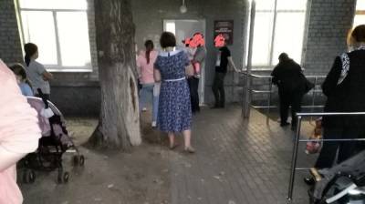 Воронежцы пожаловались на нехватку врачей в детской поликлинике №8 - vestivrn.ru - Воронеж