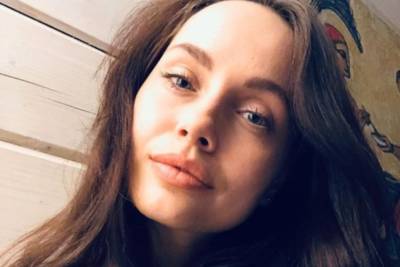 Анджелина Джоли - Украинская Анджелина Джоли «потеряла» самое ценное в неудачном корсете: красноречивые кадры - sport.politeka.net - Украина