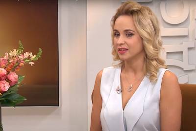 Юрий Горбунов - Екатерина Осадчая - Лилия Ребрик - У Горбунова аж глаз задергался: Лилия Ребрик загадочно приспустила декольте, пока Катя Осадчая нянчит ребенка - ukrainianwall.com - Украина