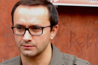 Андрей Звягинцев - Больной коронавирусом Звягинцев продолжит лечение в Германии - infox.ru - Москва - Германия