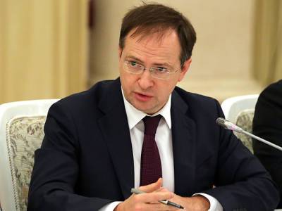 Владимир Мединский - Мединский возмущен отсутствием запрета на мобильные телефоны в школе - rosbalt.ru - Россия - Самара