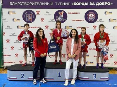 Организатор благотворительного турнира «Борцы за добро» Марианна Алиева: «Борцовская семья своих не бросает» - argumenti.ru - Москва - Тольятти