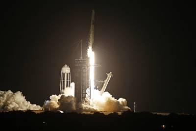 Джаред Айзекман - SpaceX впервые запустила корабль с гражданским экипажем - lenta.ru - США