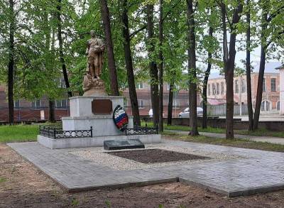 Алексей Островский - В Смоленской области в 2021-м восстановят 53 воинских захоронения - rabochy-put.ru - Смоленская обл.