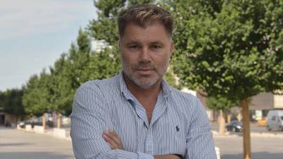 «Он был моим отражением»: писатель Олег Рой рассказал, как живет после смерти сына - vm.ru - Мадрид