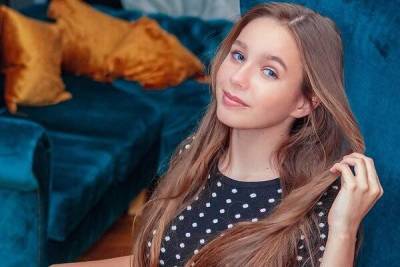 Юлия Началова - 14-летнюю дочь Началовой в белом платье запечатлели с кавалером - skuke.net