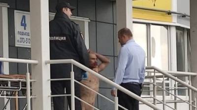 В Засечном полиция задержала голого мужчину, выпавшего из окна - penzainform.ru - Россия - Пензенская обл. - район Пензенский