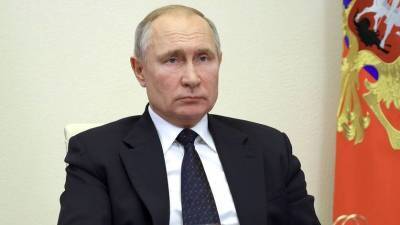 Путин сообщил, что несколько десятков человек из его окружения заболели COVID-19 - newizv.ru - Россия - Душанбе