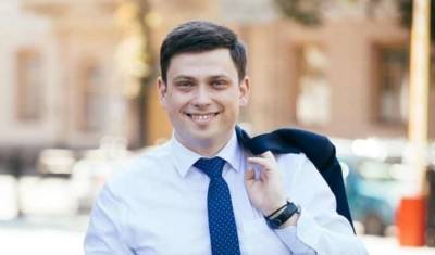 Дмитрий Разумков - Давид Арахамия - Тарас Мельничук - Алесь Цвирк - Представитель Кабмина в ВР попал в реанимацию - lenta.ua - Украина