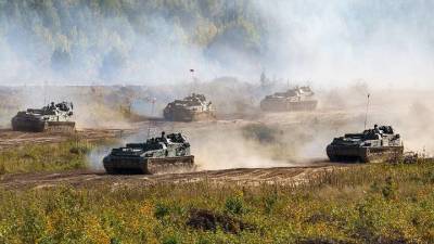 Сергей Шойгу - Дорогу танку уступают не из вежливости - vm.ru - Россия - Киев - Белоруссия - Рига - Варшава