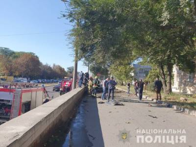 Алексей Чернышов - В Днепре произошел теракт, Кабмин утвердил госбюджет 2022, Еврокомиссия одобрила транш в €600 млн для Украины. Главное за день - gordonua.com - Россия - Украина - Белоруссия