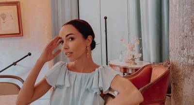 Екатерина Кухар - "Нужно встать, выключить свет": Екатерина Кухар в кожаном наряде повалила своего мужа на диван - akcenty.com.ua - Украина