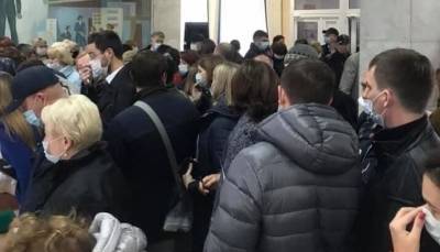 Массовый подвоз избирателей к участкам зафиксирован в Якутске, Ульяновске, на Орловщине - znak.com - Россия - Орловская обл. - Ульяновск - респ. Саха - Якутск
