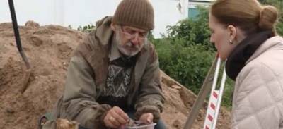 В Смоленске археологи раскопали на Соборном холме остатки крепости древнего города - runews24.ru - Смоленск