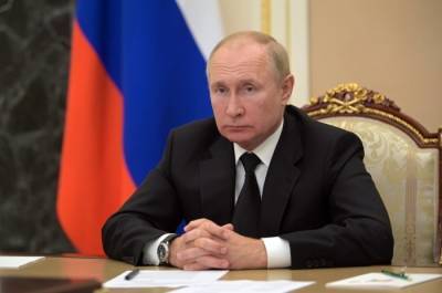 Владимир Путин - Дмитрий Песков - Песков: Путин проведет на самоизоляции как минимум неделю - interfax-russia.ru - Россия