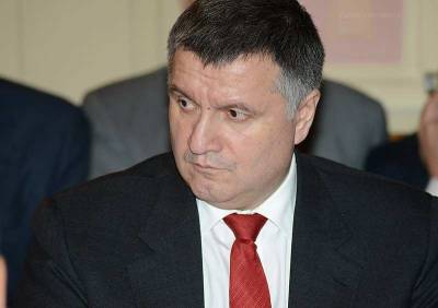 Арсен Аваков - Алексей Арестович - Арсен Аваков призвал «послать подальше» Арестовича, сравнившего зону АТО с «курортом для мальчиков» - actualnews.org - Украина
