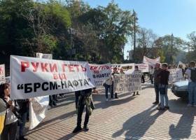 Полицейского будут судить за то, что в пьяной драке сломал челюсть мужчине и нос женщине - rupor.info - Днепропетровская обл. - Каменск