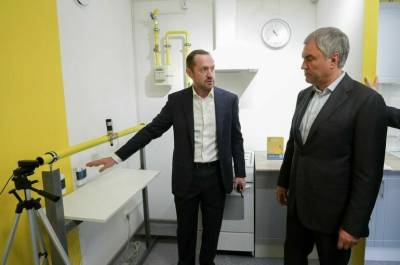 Владимир Путин - Андрей Воробьев - Вячеслав Володин - Володин призвал не допускать роста цен на оборудование при газификации домов - pnp.ru - Россия - Московская обл.