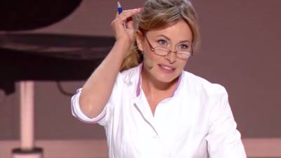 Елена Крав - "С длинными волосами привычней": звезда "Квартала 95" Елена Кравец сделала стильную стрижку перьями, "Супер красотка". Фото - ukrainianwall.com - Украина