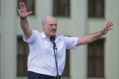 Александр Лукашенко - Россия поставит Лукашенко десятки самолетов, вертолетов, средства ПВО, возможно и С-400 - newsland.com - Россия - Белоруссия