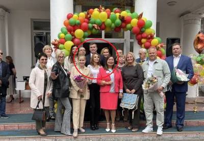 Певица МакSим пришла на школьную линейку к дочери - gubdaily.ru - Москва