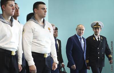 Владимир Путин - Путин заявил о готовности корректно работать с зарубежными партнерами на Севморпути - interfax.ru - Москва - Россия - Владивосток